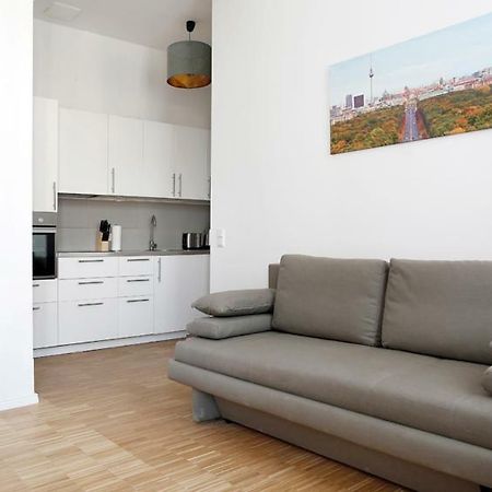 Sc 03 By Rockchair Apartments L Superhost Status L 2 Bedrooms Boxspringbeds Balcony Elevator - Cozy Family & Business Flair Welcomes You! Berlin Exterior photo